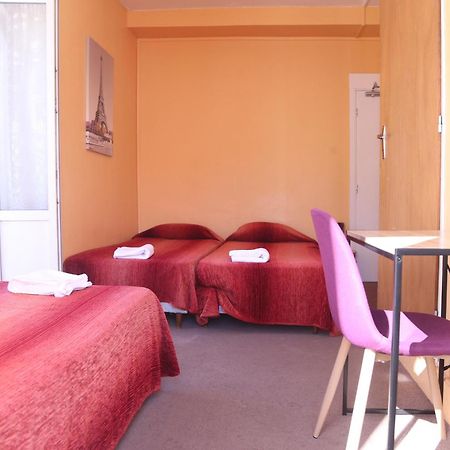 Hotel Restaurant Le Parisien 루르드 외부 사진